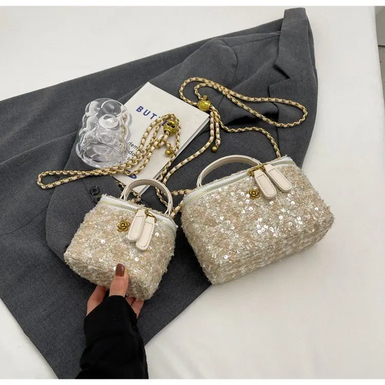 

Niche Design Women's Bucket Bag 2026 Summer Versatile Elegant Crossbody Shoulder Bag