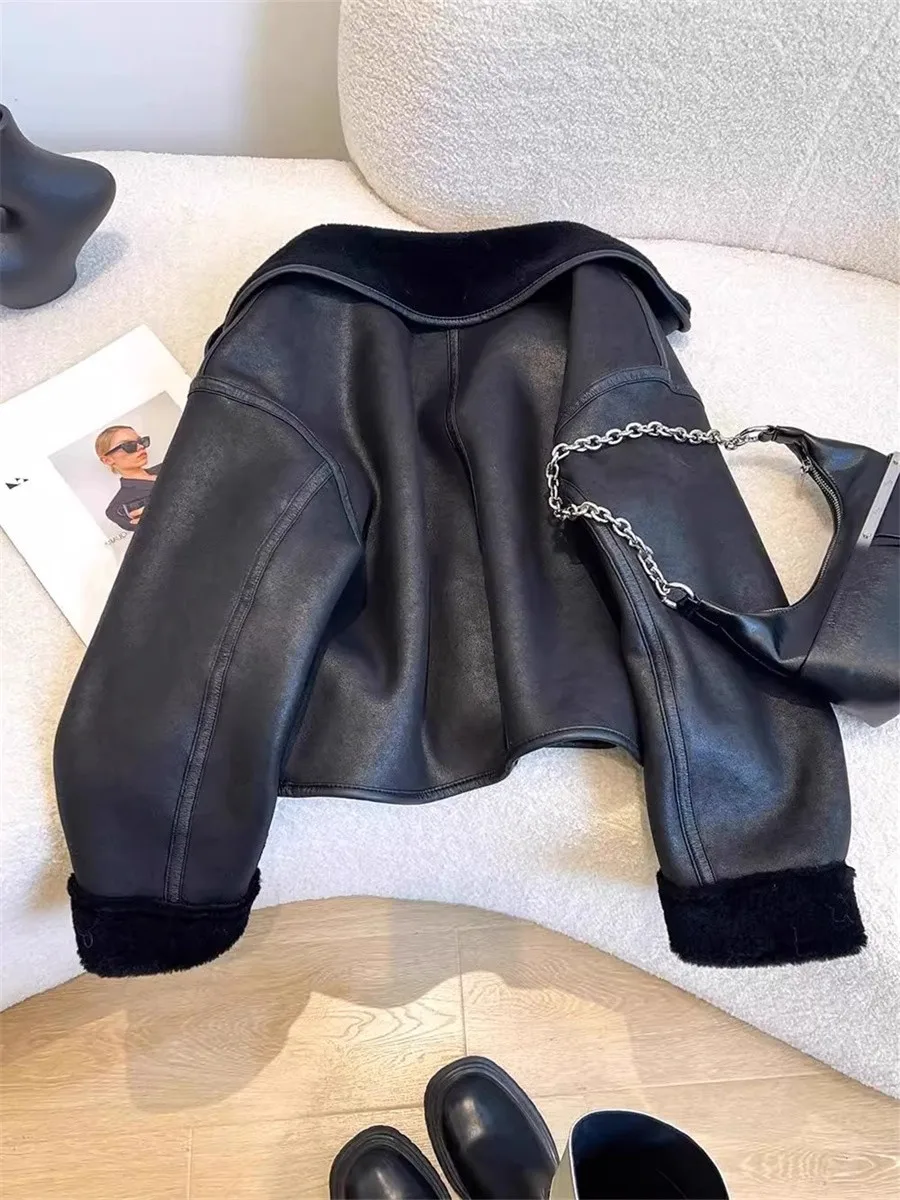 Black Faux Fur Short Jacket Women's Two-Sided Wear Winter Design Sensation Stylish Top Large Size American Style Loose Fit