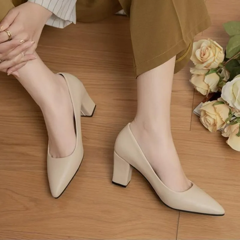 Talons hauts pointus en cuir verni peu profond pour femmes, chaussures à plateforme fine, escarpins de travail, mode élégante, nouveau