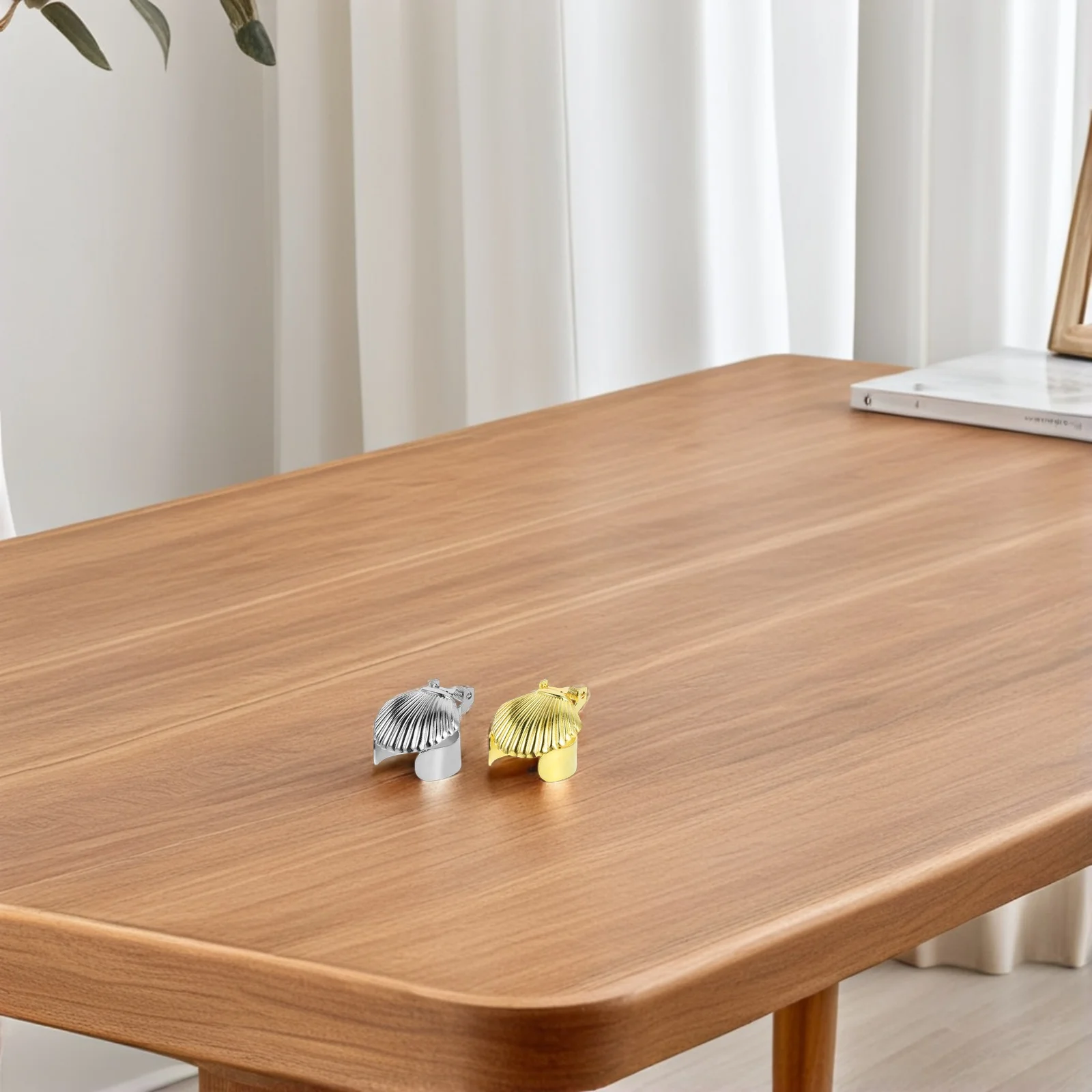 

2Pcs Automatic Extinguisher Metal Wick Snuffer Tools Safe Flame Extinguishers for Home Party Meditation