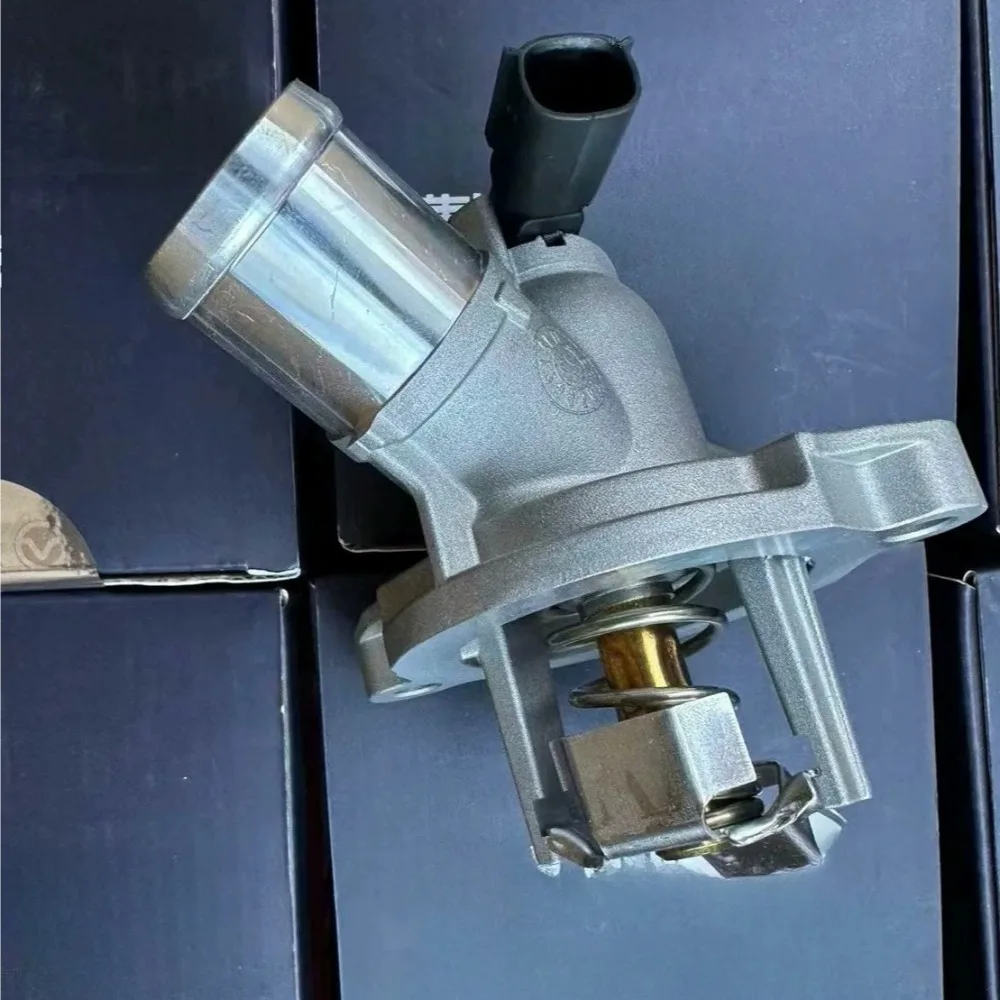 1.5T Brand New for Maxus G50 Genuine Engine Thermostat Assembly