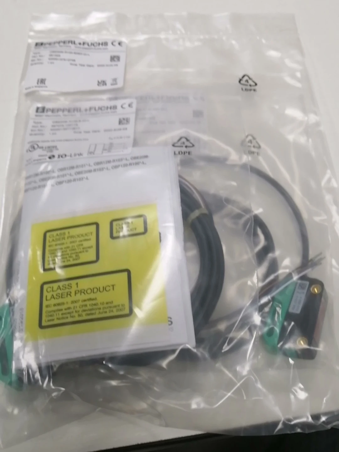 OBE20M-R100-S2EP-IO-L, Pepperl + Fuchs, 20PCs high quality