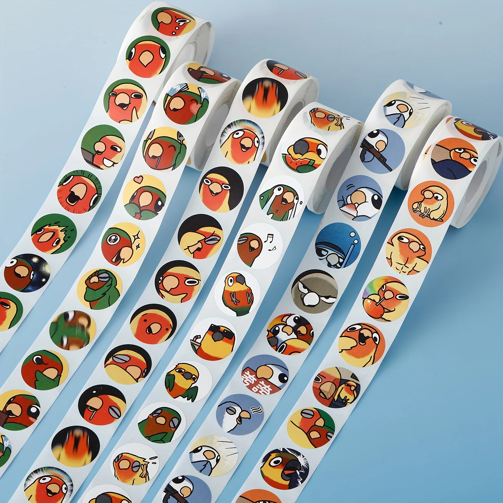 

Милая клейкая наклейка с попугаем, круглый Бог, раздражающая птица, мультяшная уплотнительная паста, 500 шт./рулон