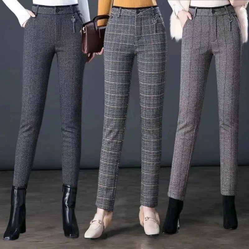 秋の女性のズボンの新ファッションチェック柄ハイウエストウールパンツ女性の冬のベルベットカジュアルパンツ中年母パンツ