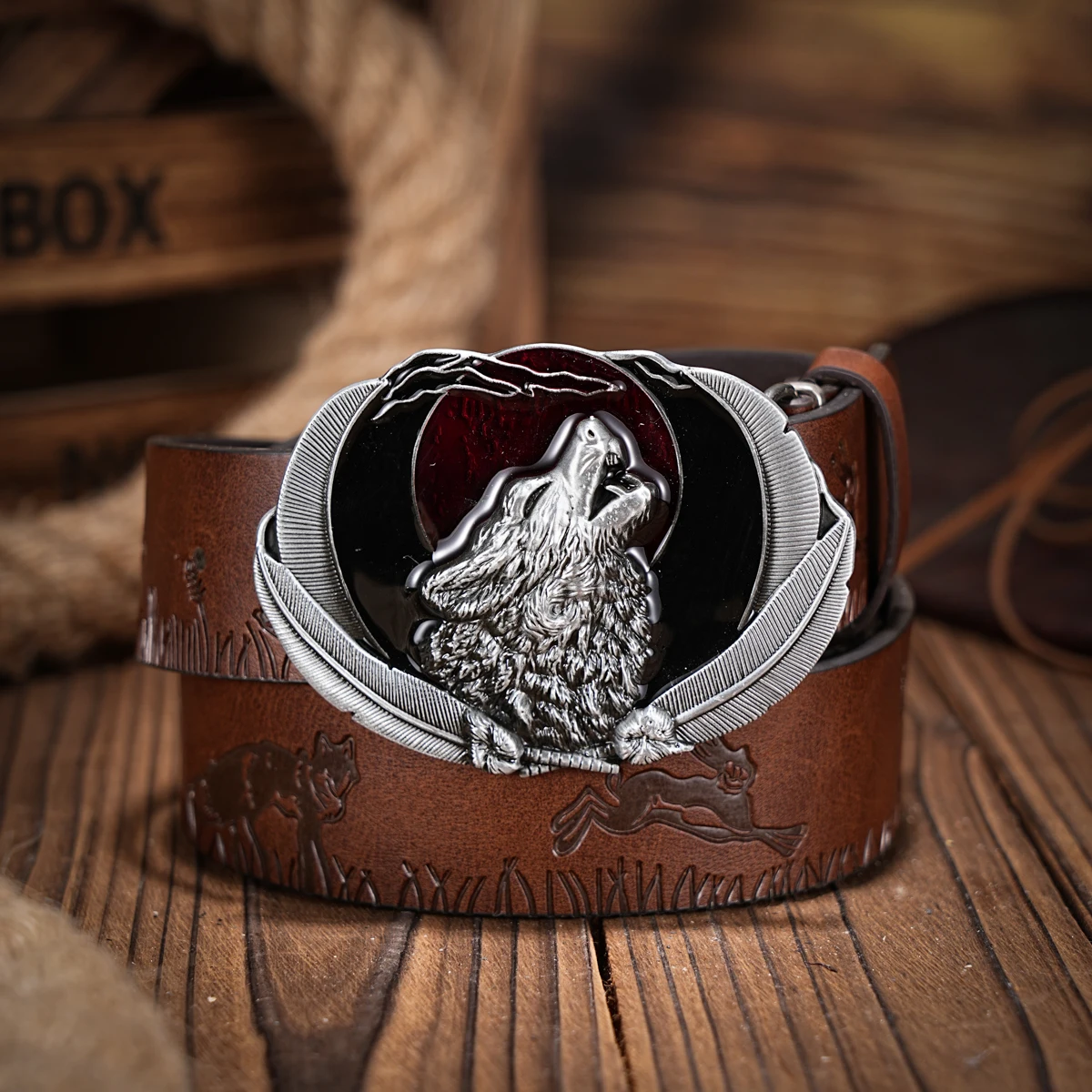 

Повседневный, индивидуальный и ретро-ремень, аксессуар для одежды в западном стиле, металлическая пряжка, ремень из искусственной кожи, подходит как для мужчин и женщин.