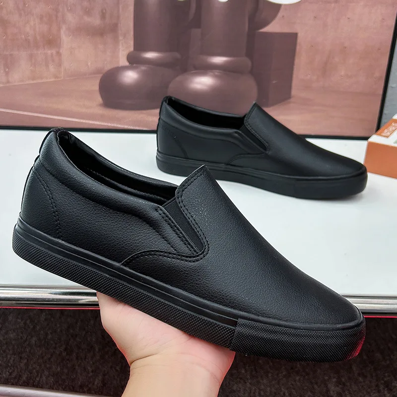 2023 NEW Men\'s All black loafers slip-on student skate shoes Sports style Student gymnastics shoes Work work shoes Men sneakers