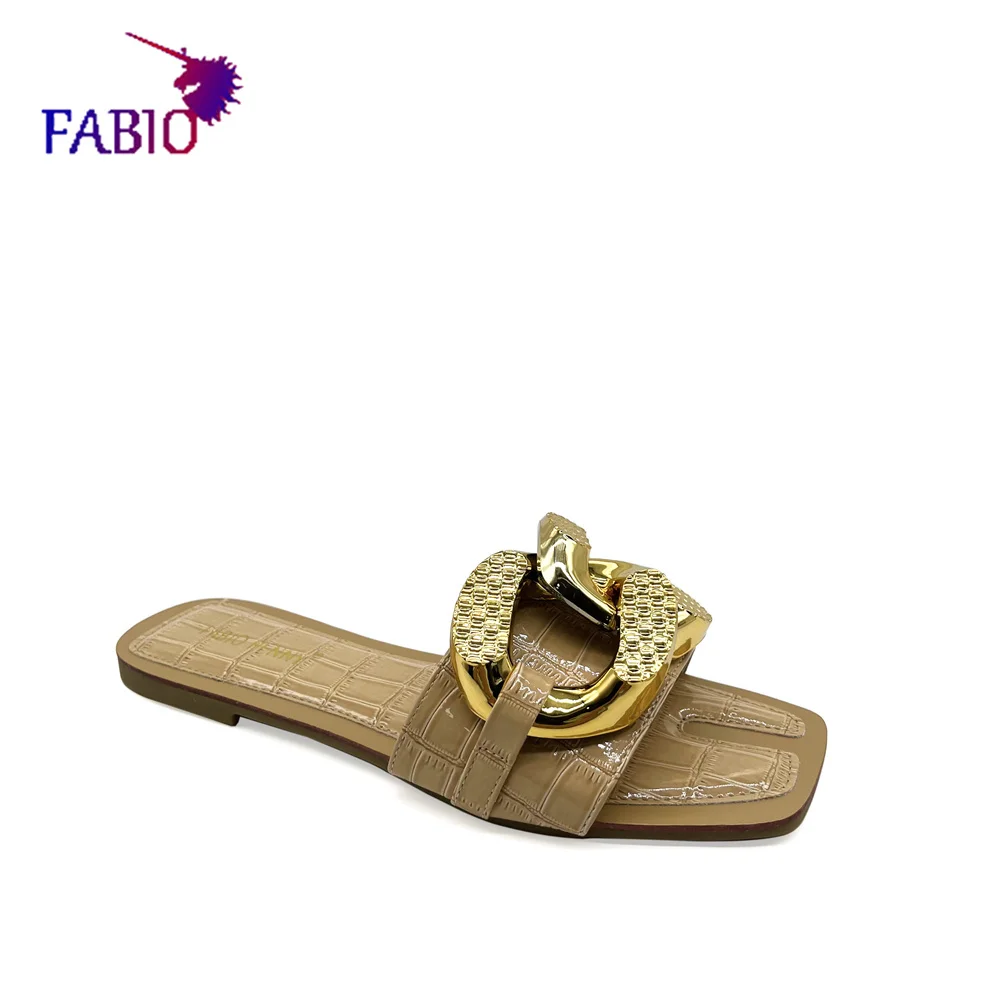 Sandali da donna FABIO decorazione con fibbia incrociata in metallo pantofole da donna estate infradito da spiaggia a fondo piatto scarpe Casual