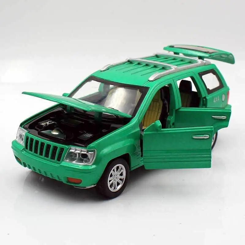 1:32 Grand Cherokee SUV Alloy Car Model Diecast Metal Toy Off-road Vehicles Car Model Simulation Sound and Light Childrens Gifts