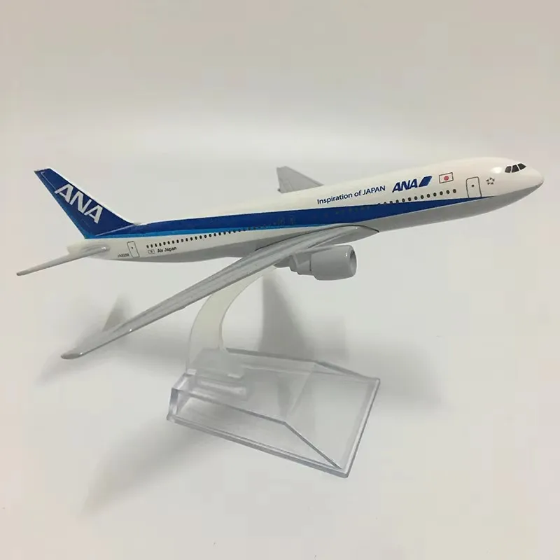 16 سنتيمتر B777 ANA الهواء 1:400 مقياس 777 نموذج طائرة مع قاعدة سبيكة الطائرة لعرض التذكارية تحصيل هدية الديكور