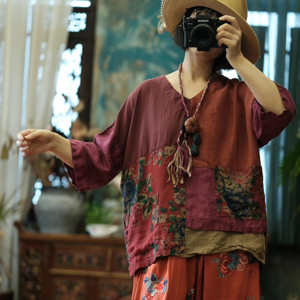 

Новое поступление, лето 2025 года, винтажный стиль, v-образный вырез, лоскутный принт, свободные женские топы, футболки M778, женские повседневные футболки из хлопка и льна