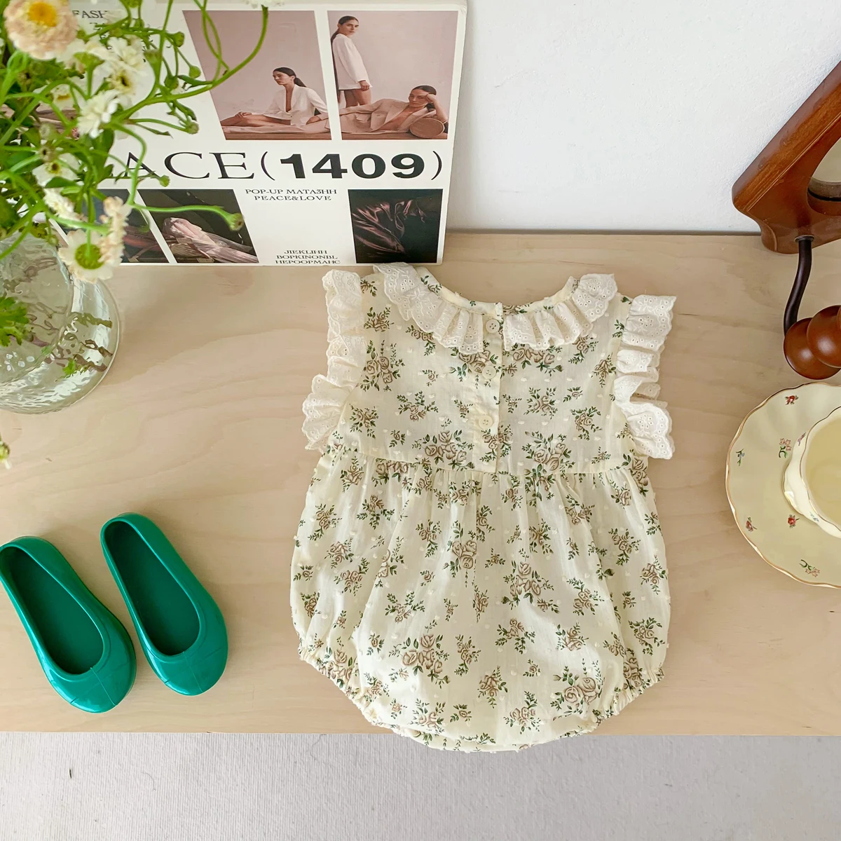 Summer Baby Romper for Girls Lacy Floral Sleeveless Newborn Jumpsuit Infant Bodysuit 0-2 Years Old