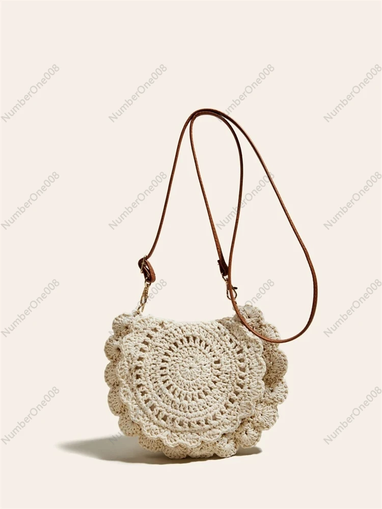 حقيبة كتف بوهيمية من القش من الدانتيل الفرنسي المجوف للنساء محفظة صيفية لقضاء العطلات على الشاطئ