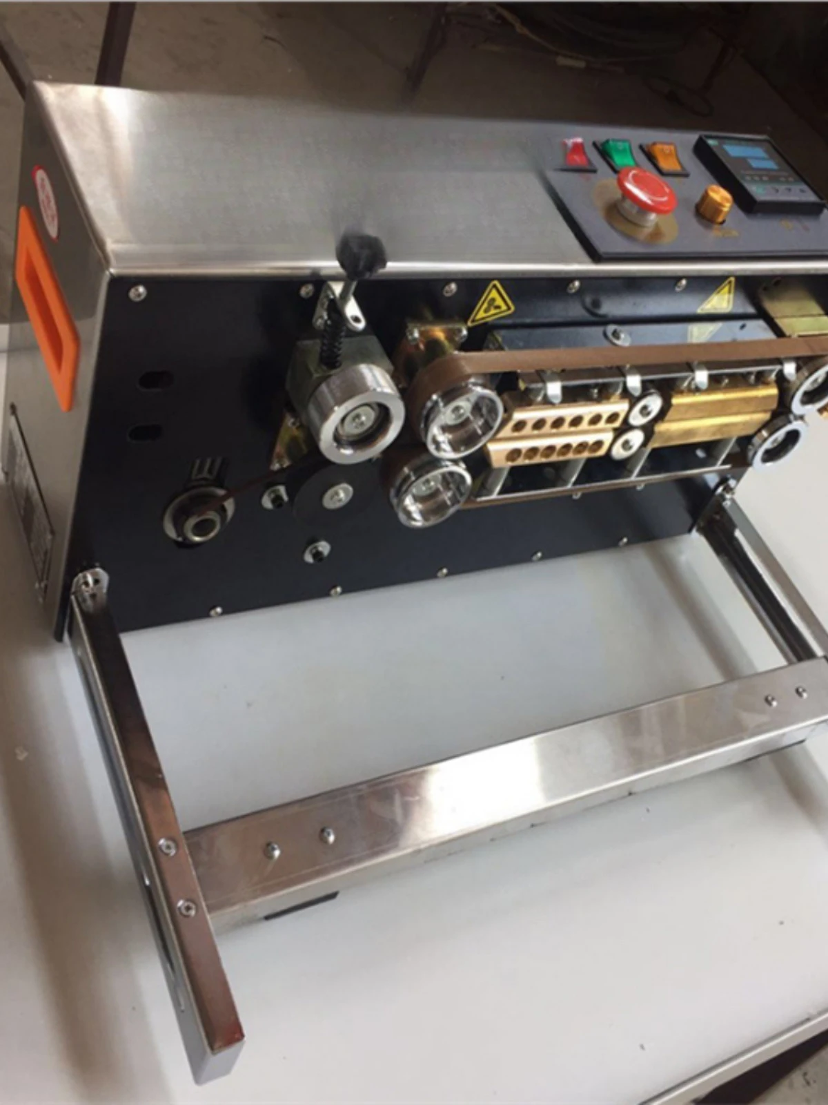 g machine Calligraphy and painting mounting bureau strip edge wrapping machine Mounting tools Equipment Mounting machinery