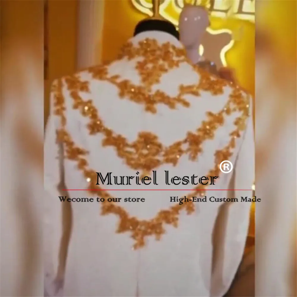 Luxurious White Wedding Tuxeods For Man Sparkly Gold Beaded Appliques Prom Blazer Formal Party Groom Tuxedos 3 Pieces Men\'s Suit