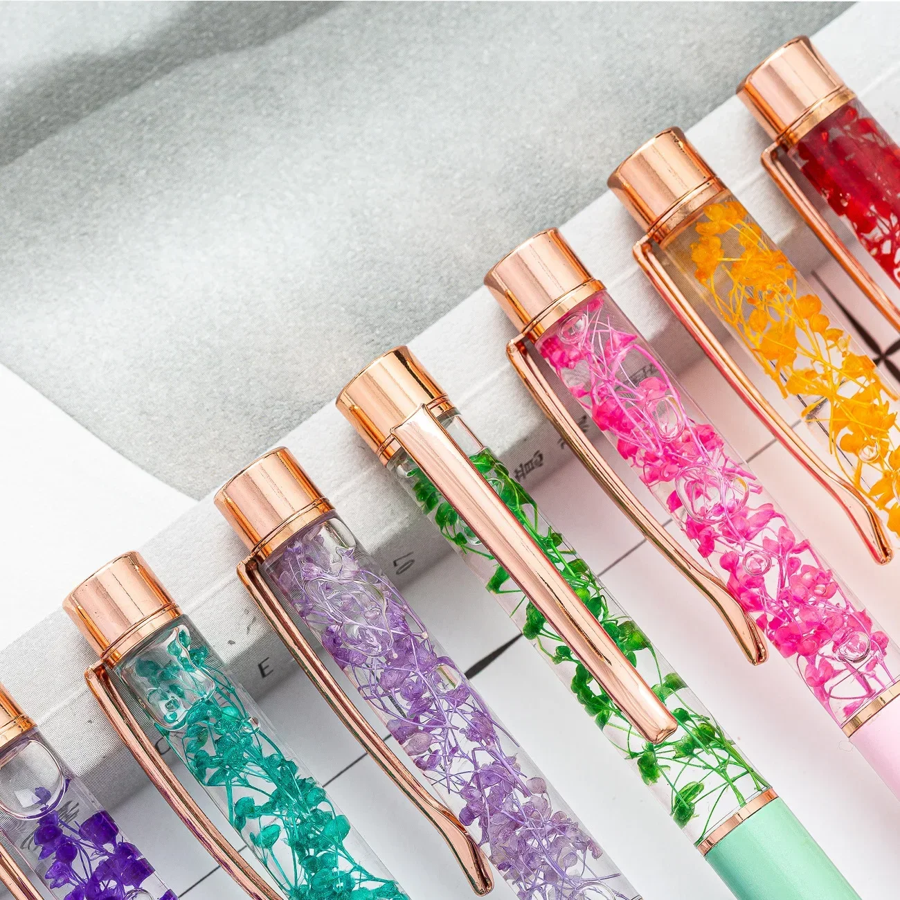 A20pcs Oil Filled Dry Flower Spot Wholesale Creative DIY Flower Advertising Ball Point Printing Logo Flower