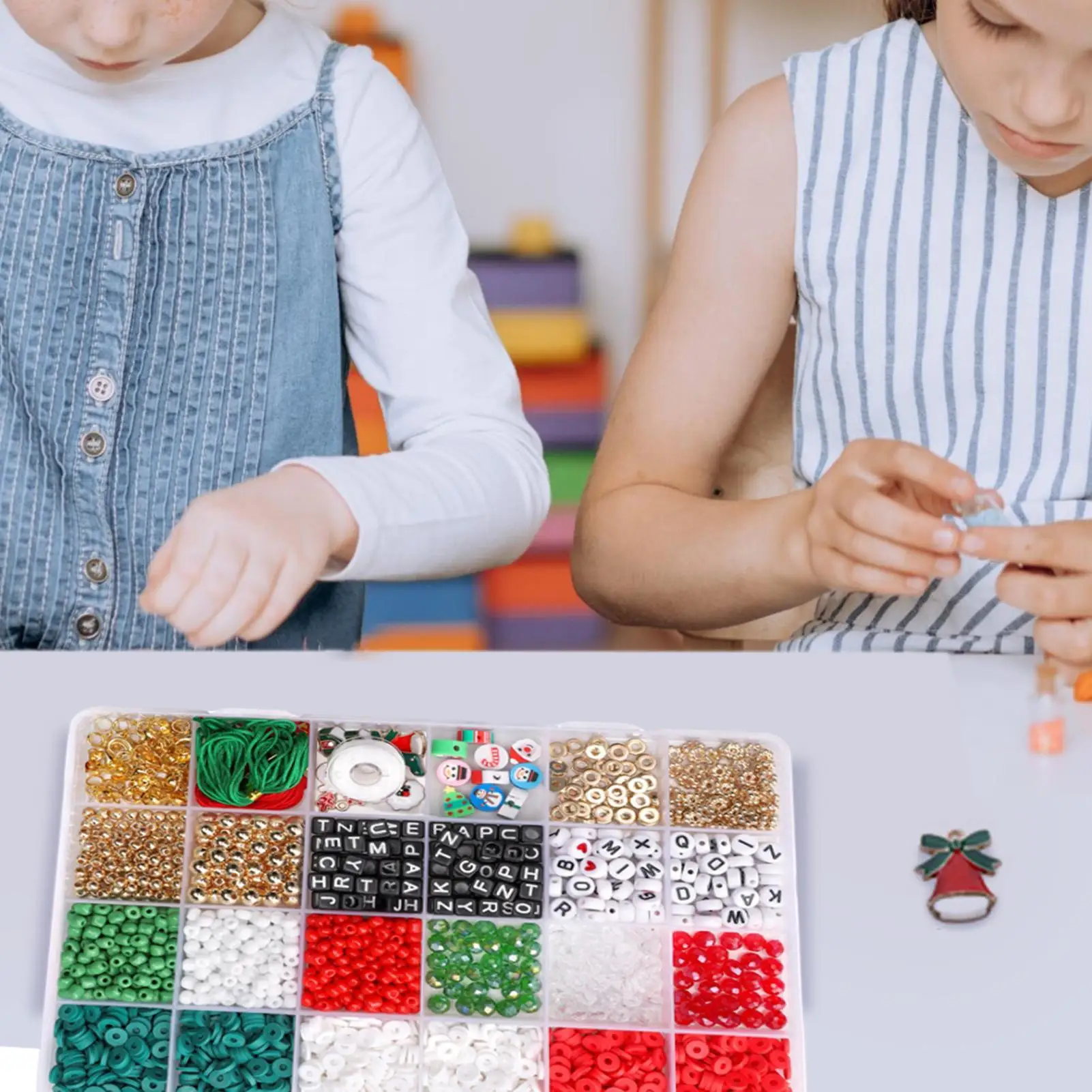 Kit per creare gioielli natalizi Fiocchi di neve Divertenti decorazioni fatte a mano Kit per realizzare braccialetti con perline per compleanni Halloween Vacanze in casa Nuovo