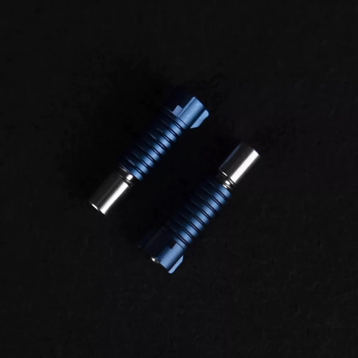 NWE 2X – zestaw śrub Trident o średnicy 3,0/3,5/4,0 mm, przeznaczony do magnetofonów taśmowych typu „reel-to-reel” marek Pioneer/Revox/Telefunken/ABE. — zdjęcie produktu 3