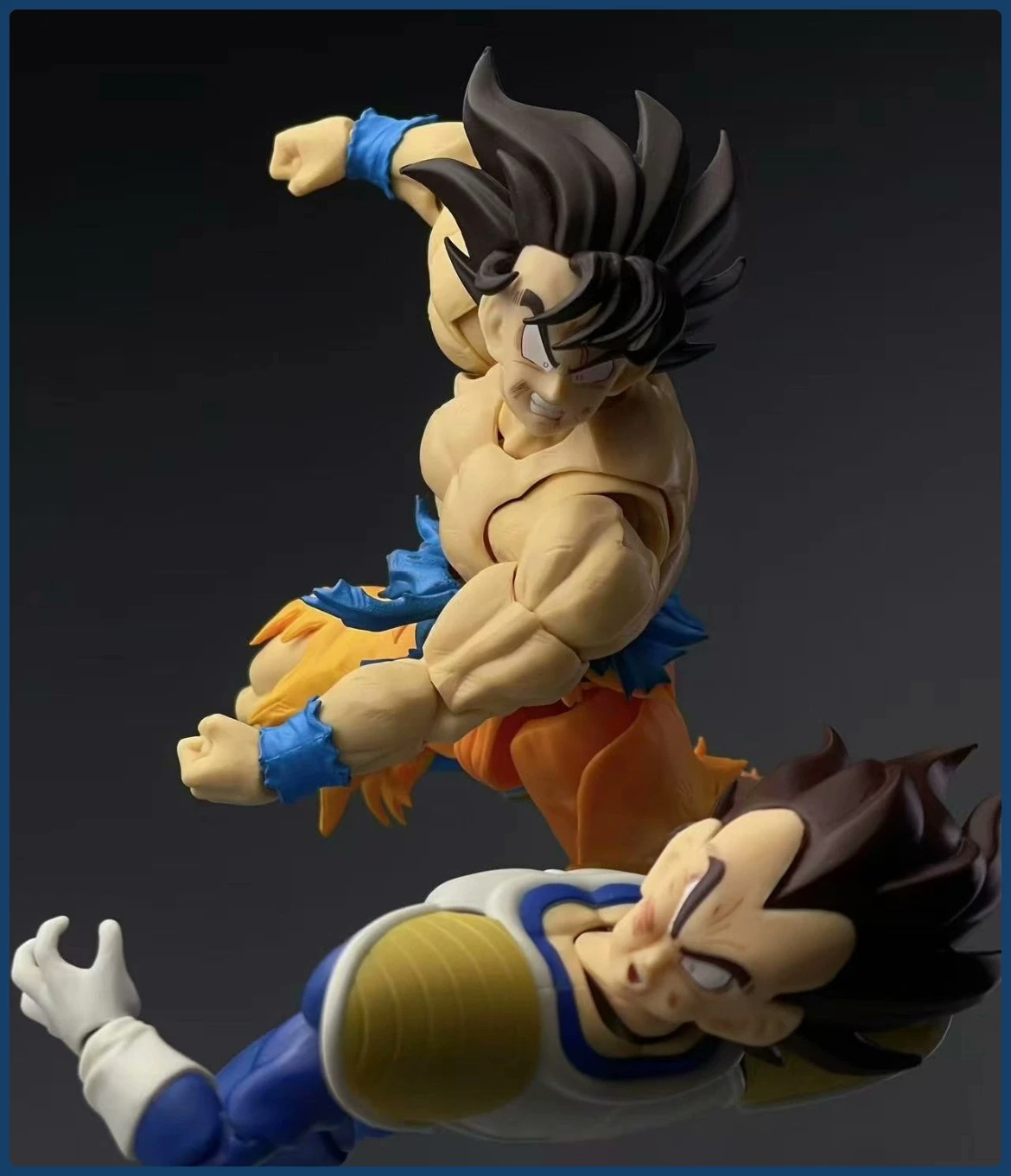 

New product order RE Studio Lao Lei double-headed sculpture set of Goku and Vegeta with beaten faces and bleeding version