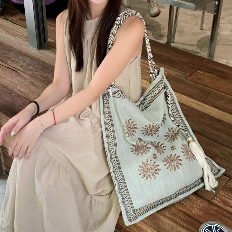 Sweet Kawaii Tassel Shoulder Bags Women Summder Beach Handbags Y2k Aesthetic All Match Shopping Bag Fashion Bohemia Handbag 2026