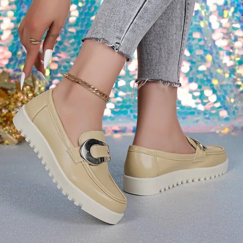 Women Sneakers Comfortable Luxury Women Shoes Trend Large Size Flat Sneakers Casual Metal Chain Loafers Thick Heel Slip-On Shoes