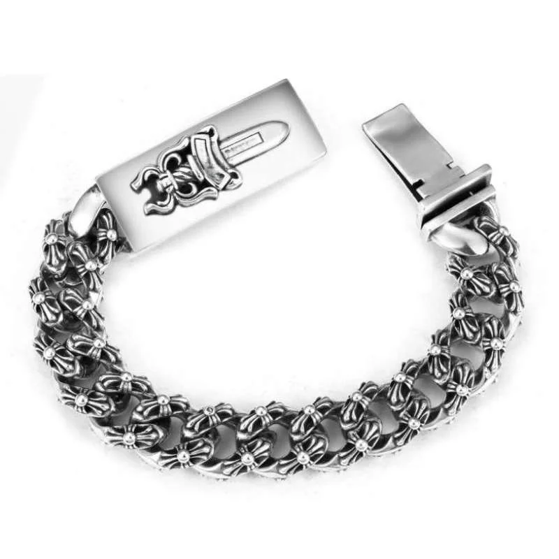 

Серебряный плетеный браслет Fleur-de-lis с полной гравировкой и застежкой-меч: готические роскошные эффектные украшения