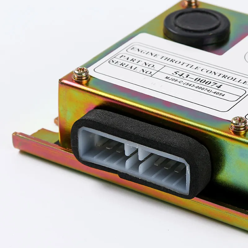 543-00074 300611-00138 300611-00123 MC33030 وحدة تحكم بدواسة الوقود المحرك لـ Daewoo DH225 DH220-5 DH300-7 SOLAR 340LC-V Excavator