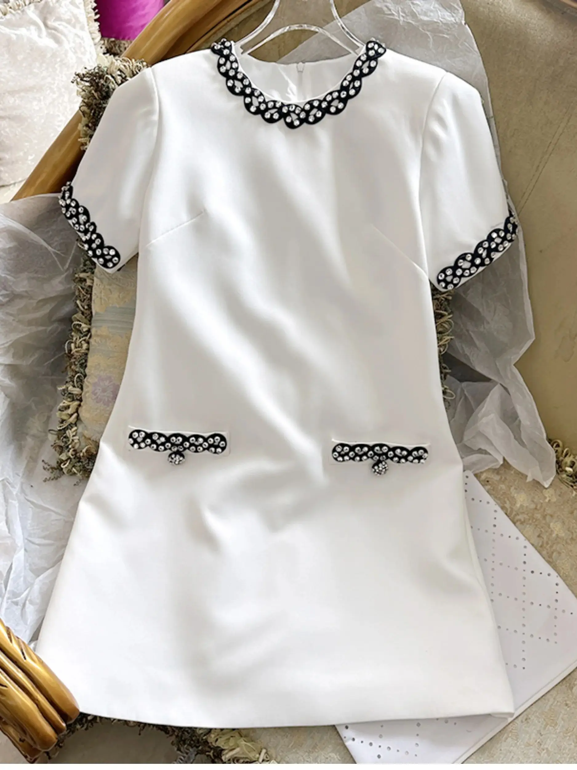 HIGH STREET Newest 2024 Fashion Stylish Designer Women's Embroidery Beaded Round Collar Short Sleeve Dress