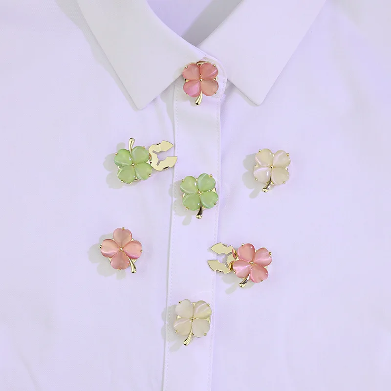 

Creative Cat Eye Clover Button Cover Women's Shirt Detachable Clip on Shirt Jacket Decorative Buttons Holiday Decoration