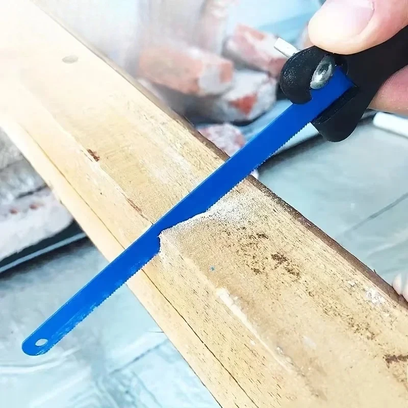 1pc Creative small saw with plastic handle mini hand saw portable PVC pipe saw for woodworking and gardening adjustable tool