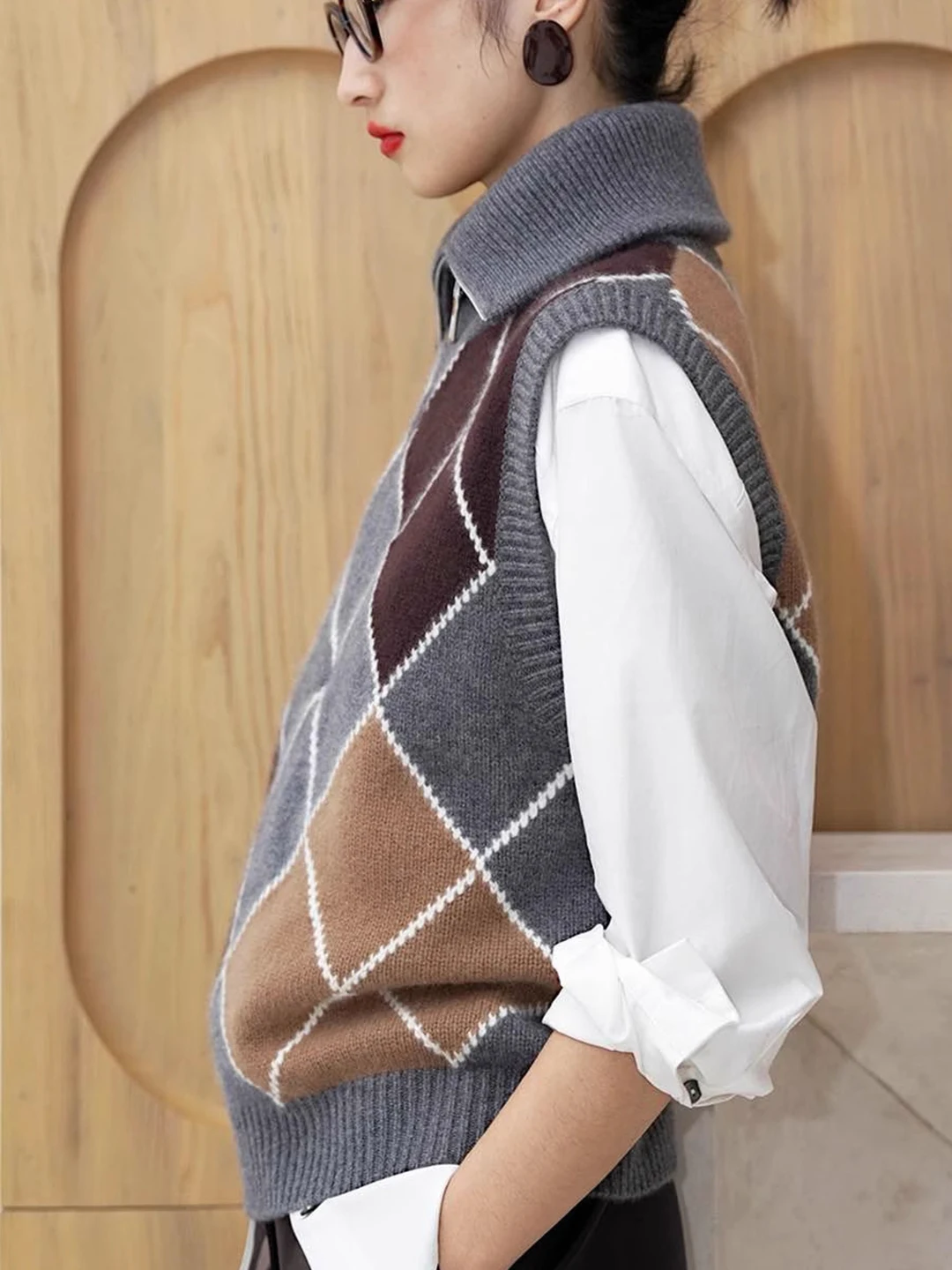 Nuevo chaleco de Cachemira rómbico para mujer de otoño e invierno, chaleco de punto sin mangas con cuello alto para mujer, camiseta sin mangas, abrigo grueso.