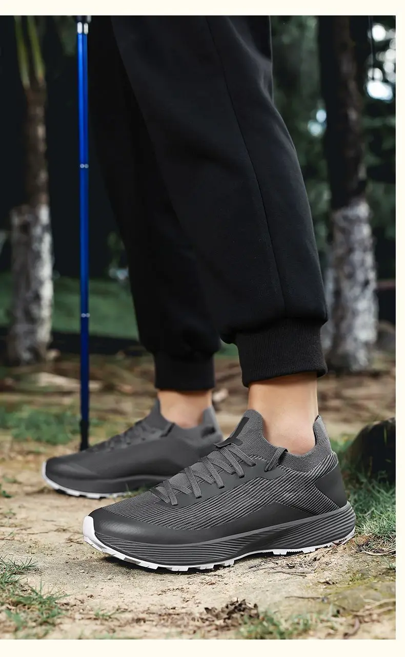 Women's athletic shoes Mesh breathable Casual running shoes Summer 2025 Jogging walking shoes Women's thick-soled athletic shoes