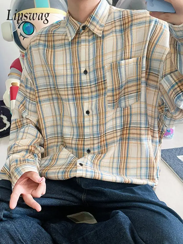 

Модные мужские рубашки в клетку с принтом, уличная одежда, весна-осень, новая повседневная рубашка с длинным рукавом, мужские стильные кардиганы на пуговицах с лацканами, топы