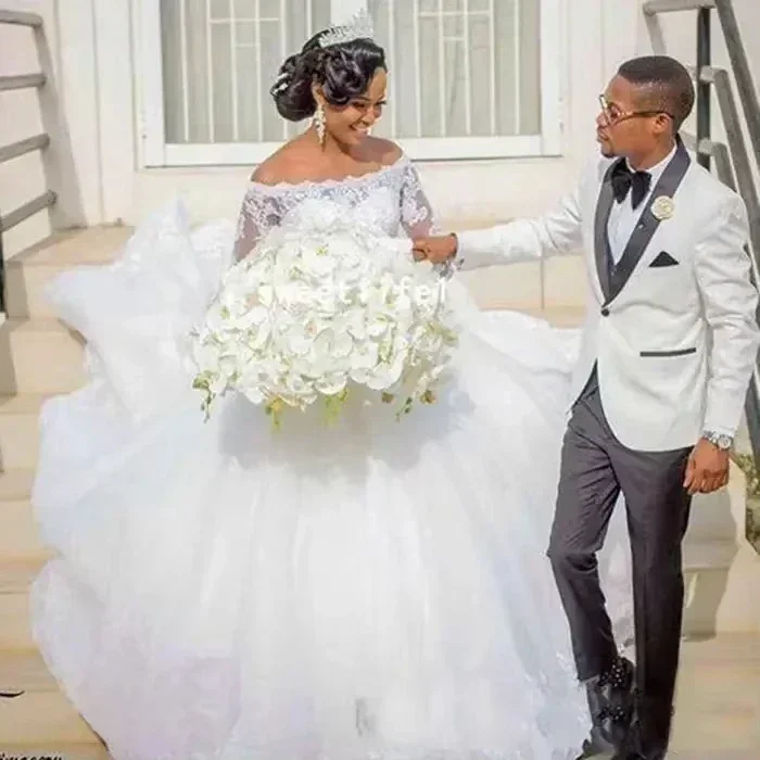Customized African Wedding Dresses Ball Gown Off the shoulder Long Sleeves Lace Reception Dress