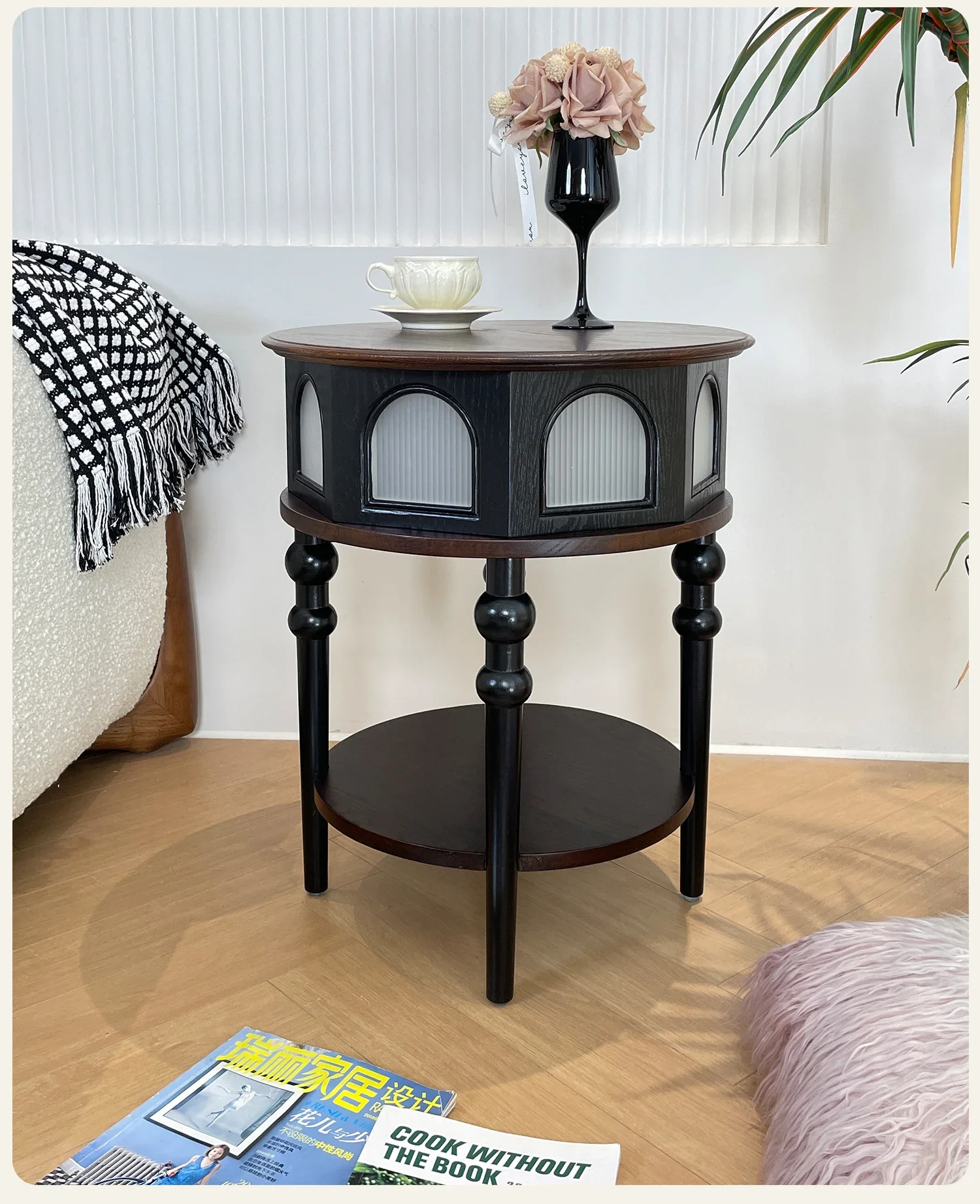 

Американский ретро-диван из цельного дерева для гостиной, съемный креативный прикроватный столик, небольшой столик, художественный французский высокий смысл