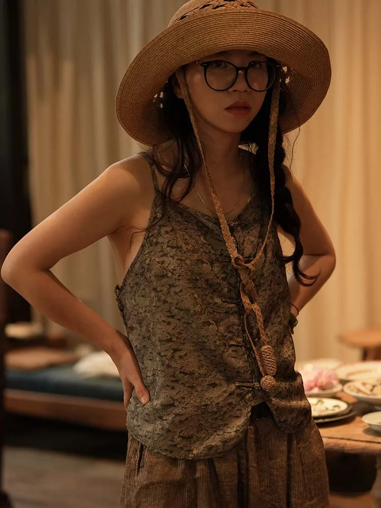 

Classical ort Strapl Top with Button Design Artistic Original Creation Polyester Rayon Silk Blend Slim Fit Summer 2024