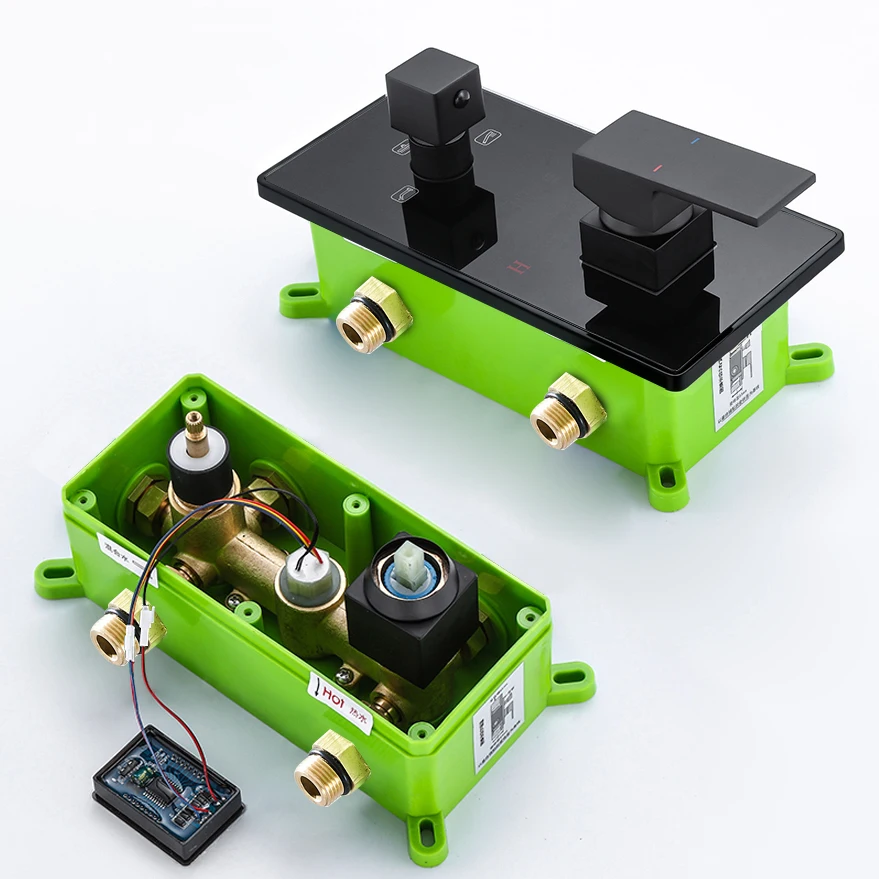 디지털 벽걸이형 샤워 믹서 밸브 2/3 웨이 블랙/크롬 디스플레이 포함 목욕 및 샤워용 하이테크 물 제어