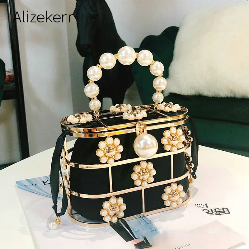 Pearl Basket Evening Clutch Bag Women Famous Brand Hollow Out Flowers Beaded Metallic Clutch Purse Korean Bucket Handbag Party