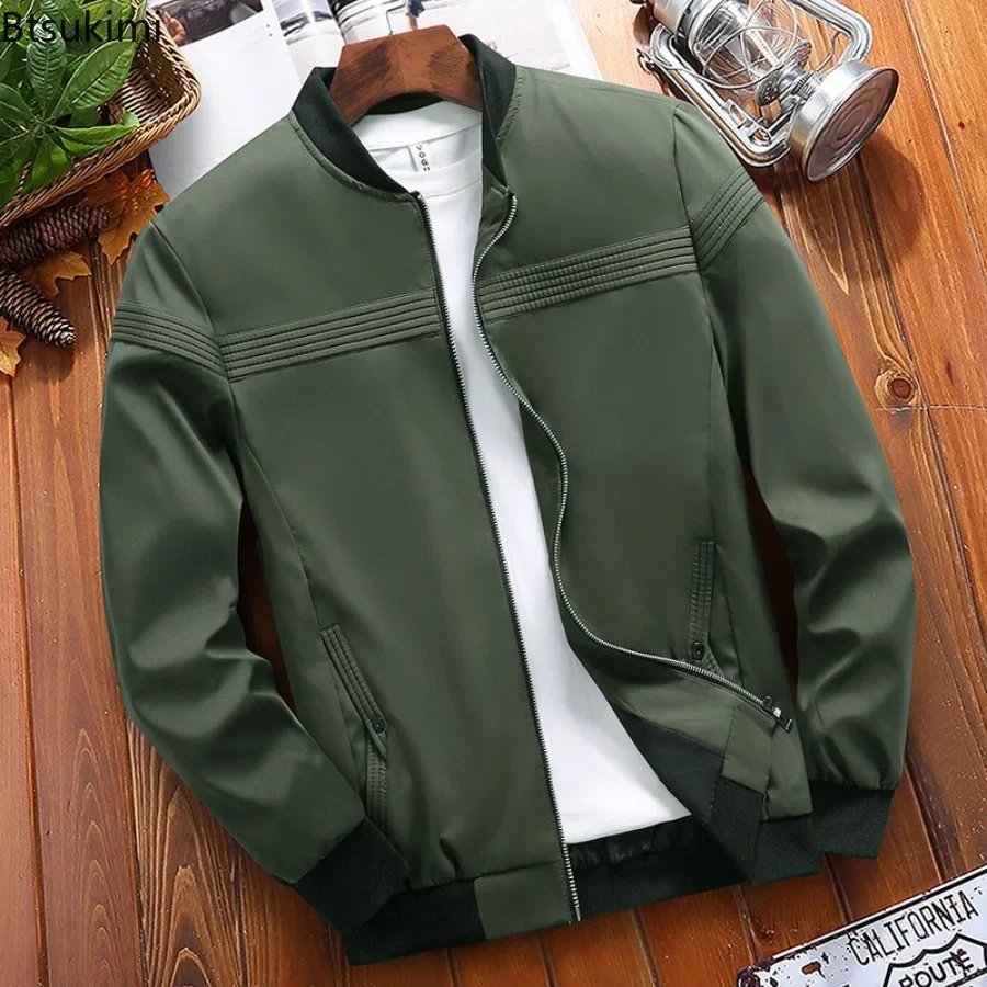 

New 2025 Men's Fashion Baseball Jacket Loose Casual Spring Autumn Bomber Jackets Men Stand Collar Outdoor Sport Windproof Coats