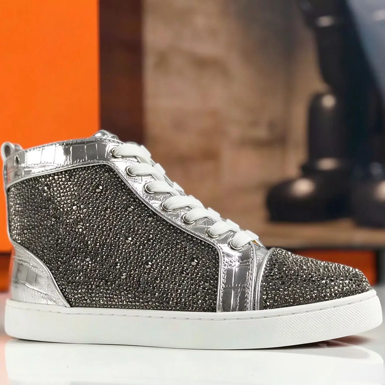 Luxury High Top Silver Snake Leather Shoes Rhinestones Spiked Studded Lace Up Red Bottom Shoes For Men Fashion Casual Shoes