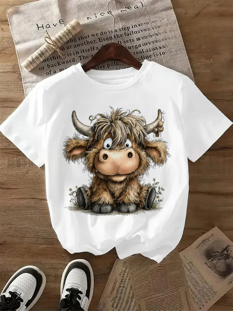 

Женская забавная футболка с рисунком игривой хайлендской коровы, милый модный топ 90-х годов с круглым вырезом, повседневный стиль, футболка