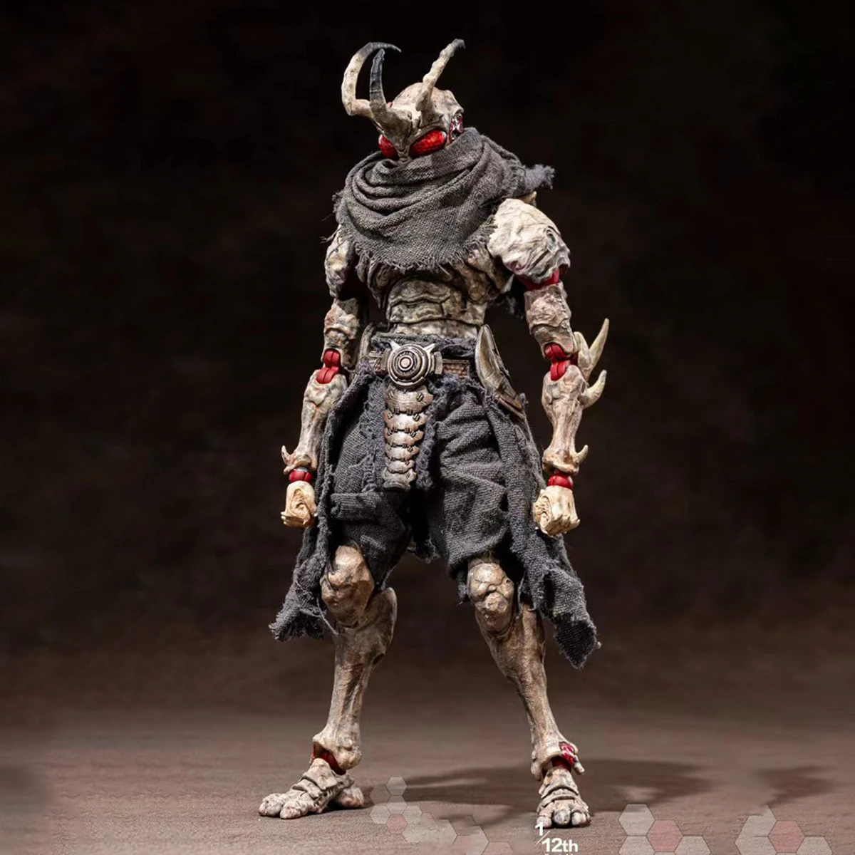 HIPLAY Giveme5ive Metamorfose - A ascensão dos insetos: figura de ação em escala Airoki 1/12