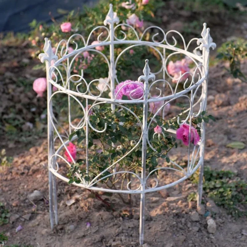 Semi-Circular Garden Trellis for Climbing Plants Rustic Iron Flower Fence Outdoor Decorative Partition Clematis Support Holder