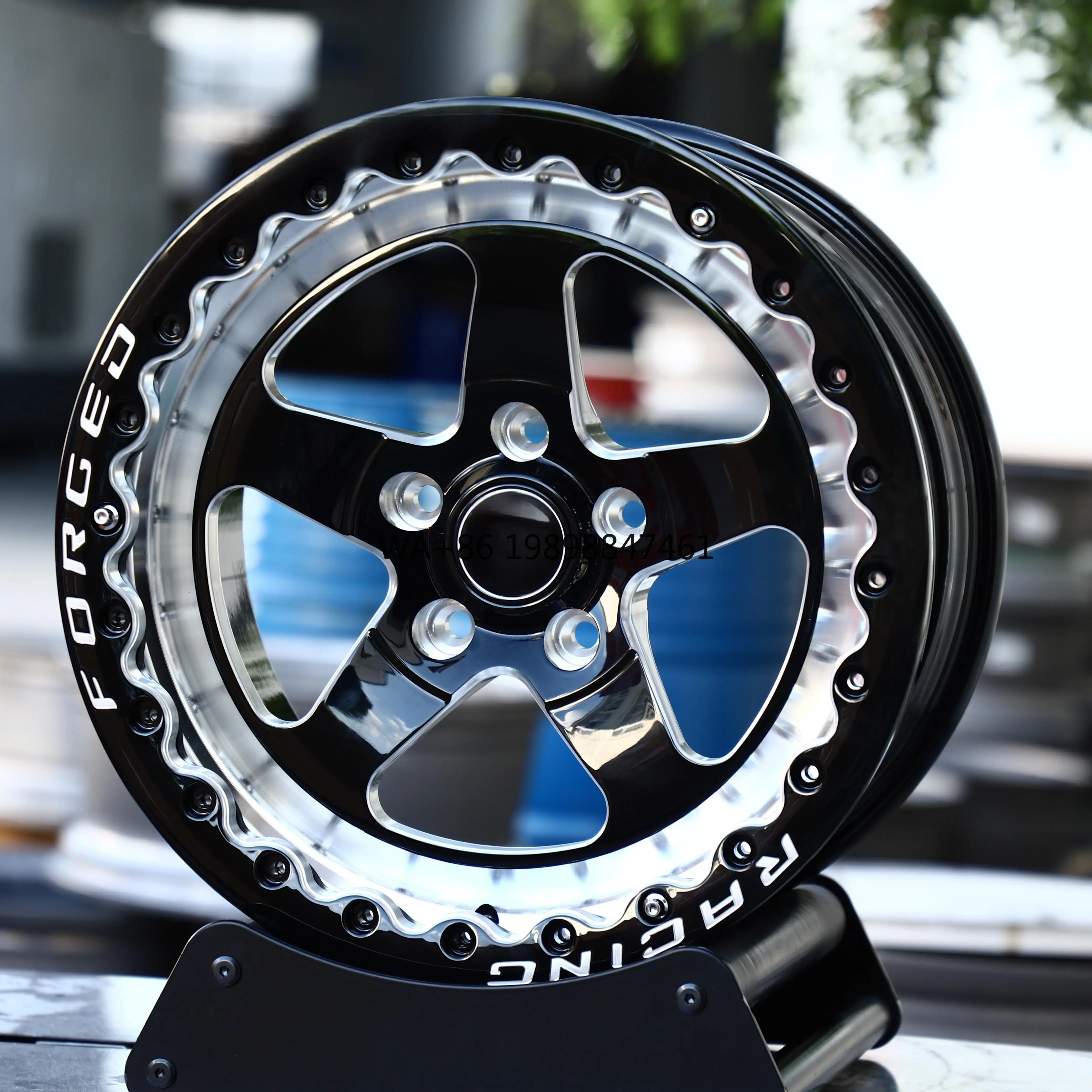 

HTOR Factory Forged Alloy Wheels Beadlock Polished Finish 5x127 5x139.7 Off-road Racing Wheels for Ram 1500 Wrangler Cherokee