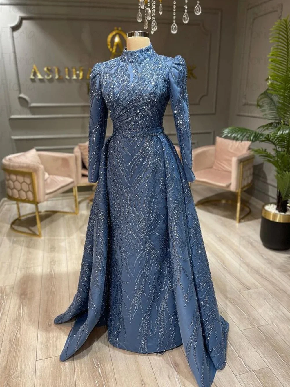 

Chic Plus Size Muslim Blue Prom Dress With Detachable Train Beaded Middle East Engagement Events Gowns Customized Bridal Dress