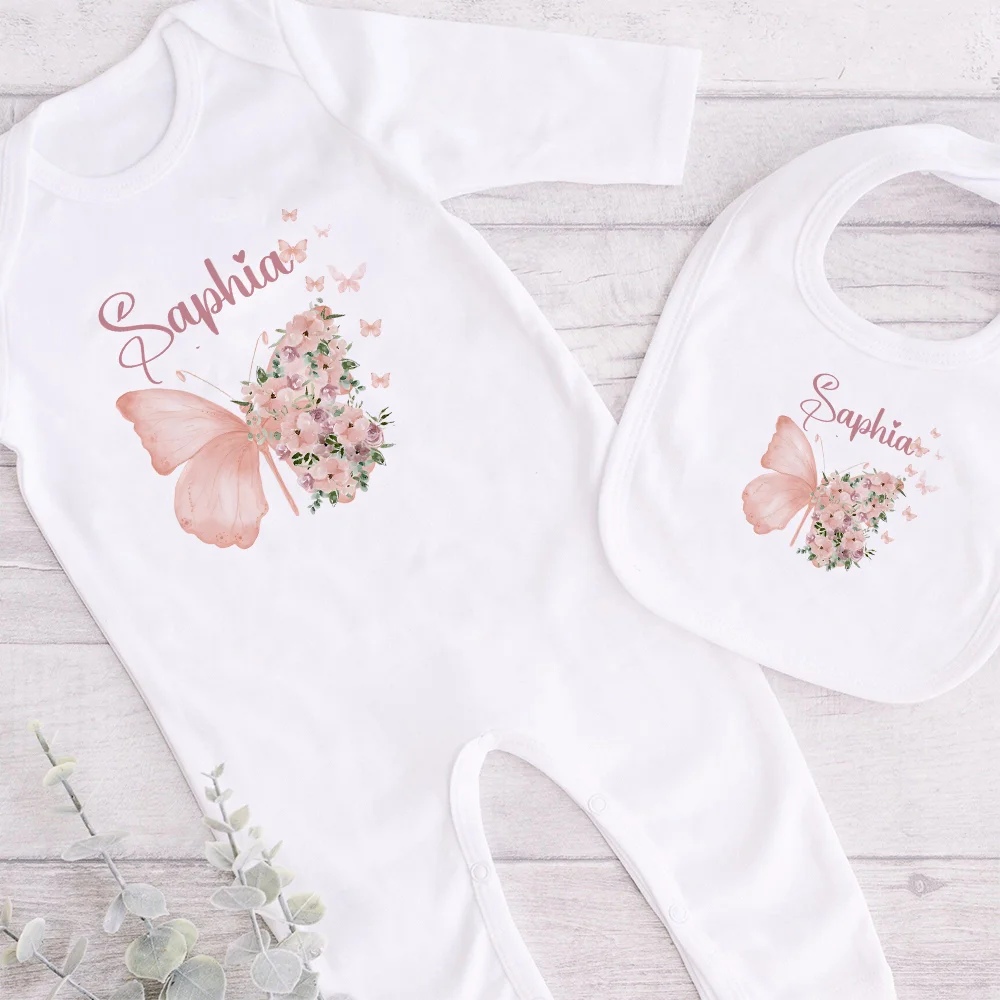 Spersonalizowany kwiatowy motyl nowy kombinezon dla dziewczynki i zestaw śliniaków prezent na baby shower niemowlę pamiątka maluch nadchodzący do