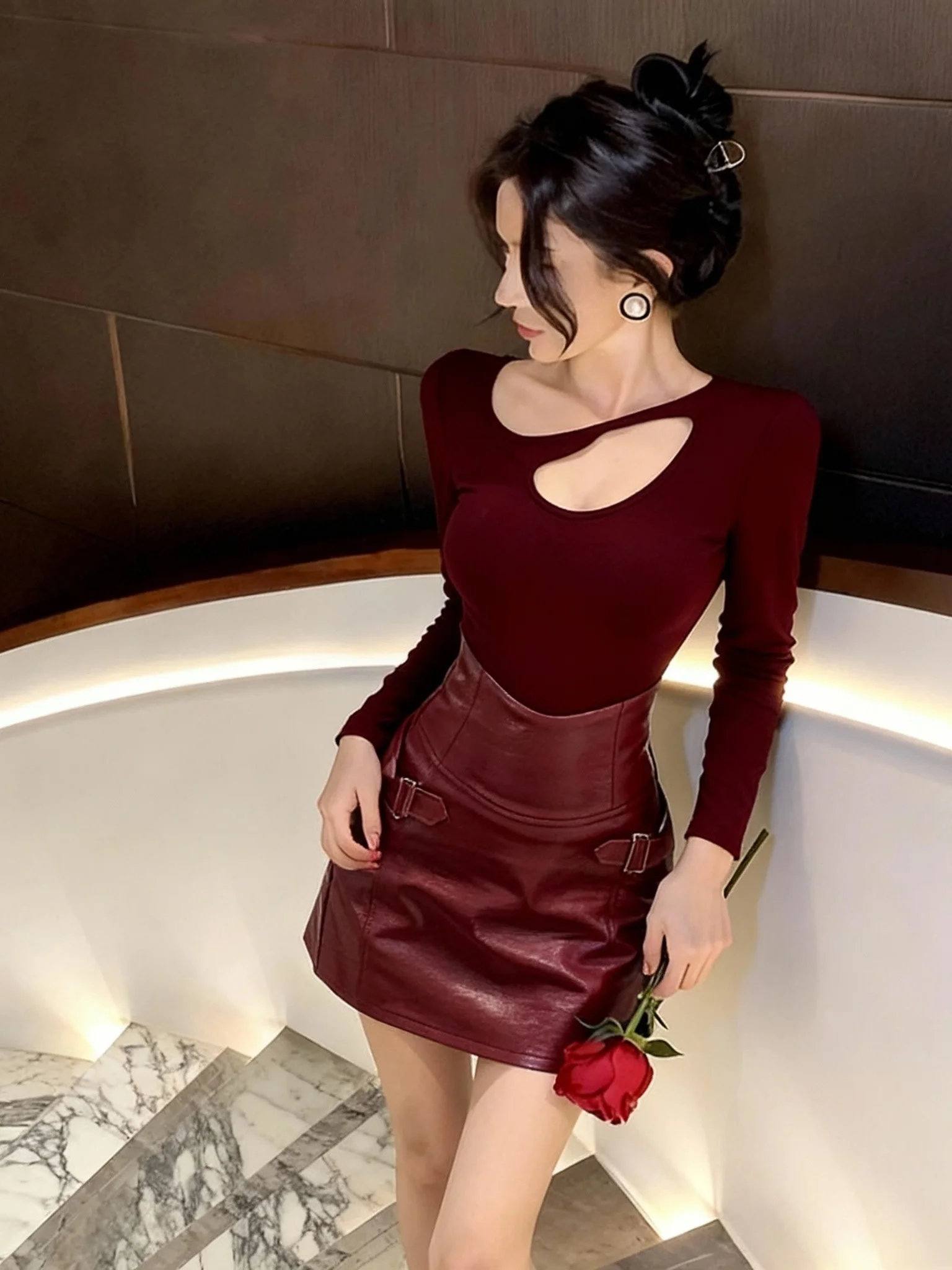 

Sexy Hollow out Long Sleeve Red Leather Skirt And Top Set Women's Autumn Winter Fashion Trendy Girl Style Two Piece Set Ensemble