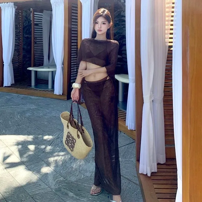 

Женский комплект бикини из двух частей коричневого цвета с прозрачной макси-юбкой-накидкой