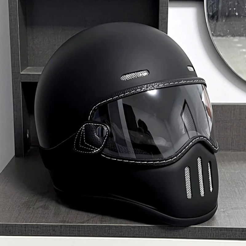 Japanese Pointed Mouth Small Helmet Personalized Helmet Retro Motorcycle Full Cover Fiberglass Four Seasons Round Full Helmet