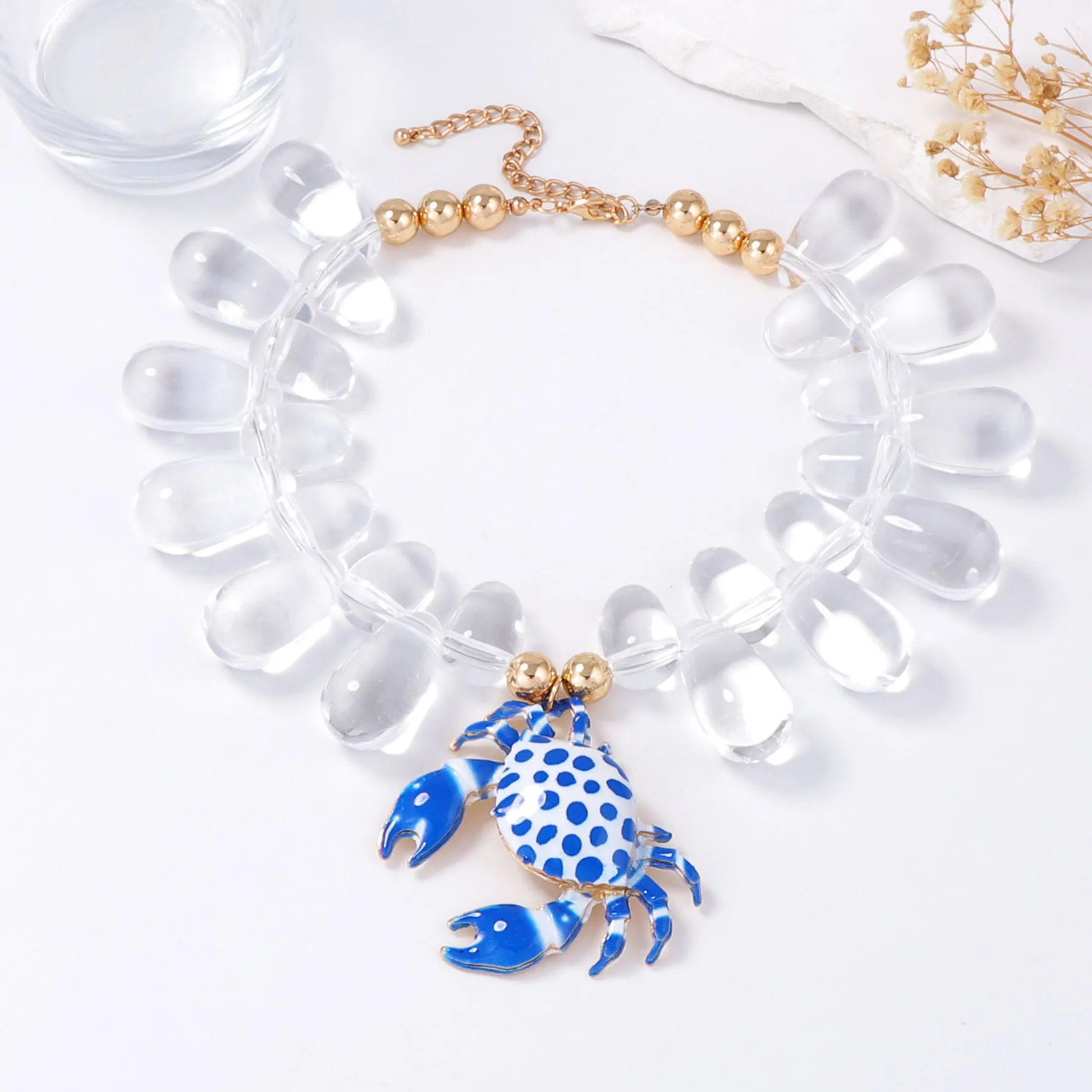 Collar con colgante de cangrejo y estrella de mar estampado de aleación de ocio de playa de moda