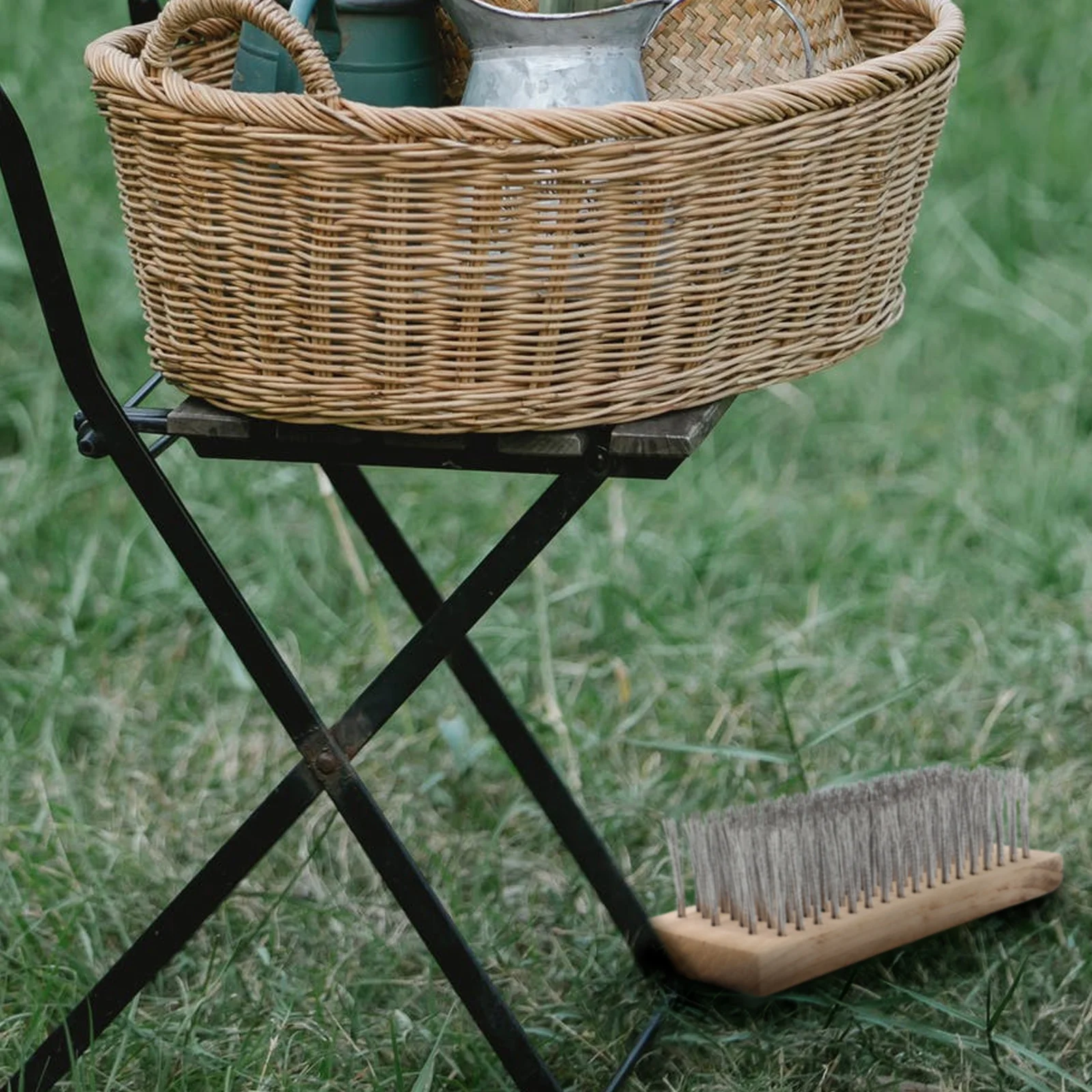 

1pc Stainless Steel Brush Portable Yard Garden Long Handle Brush Cleaning Long Handle Weeding Tool Moss Removal